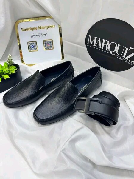 Mocassins élégants en cuir noir