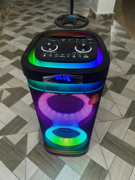 Akai Speaker