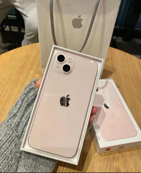iPhone 13