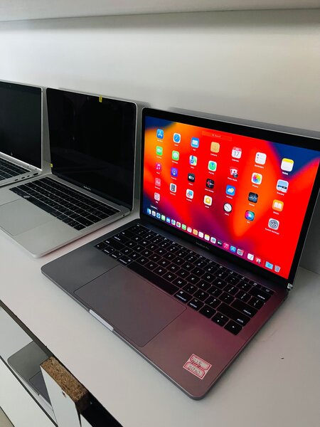 MACBOOK PRO 2017