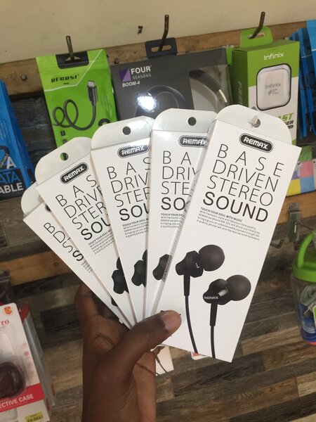 Remax Headset