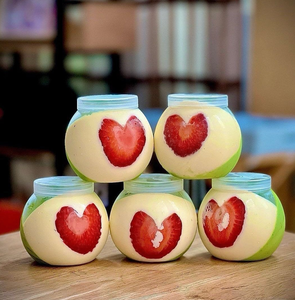 exquisite round jar