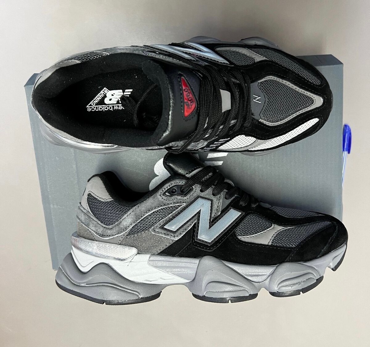 New Balance 9060