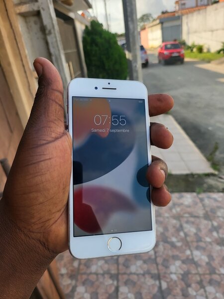 iPhone 7