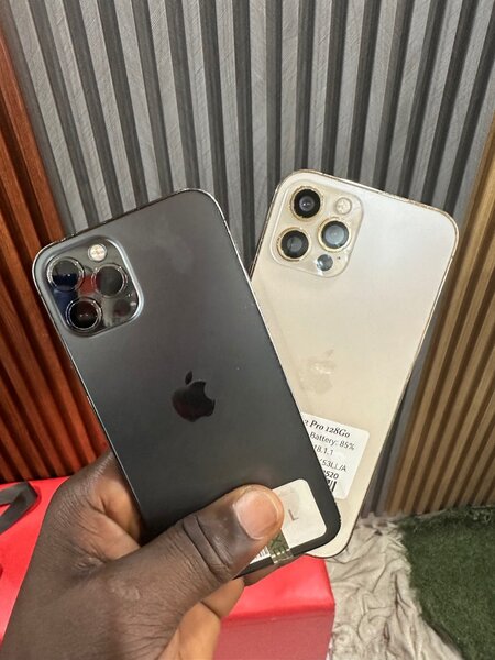 iPhone 12 Pro 128Go Or