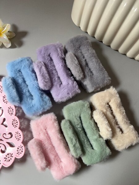 Pinces à cheveux en peluche
