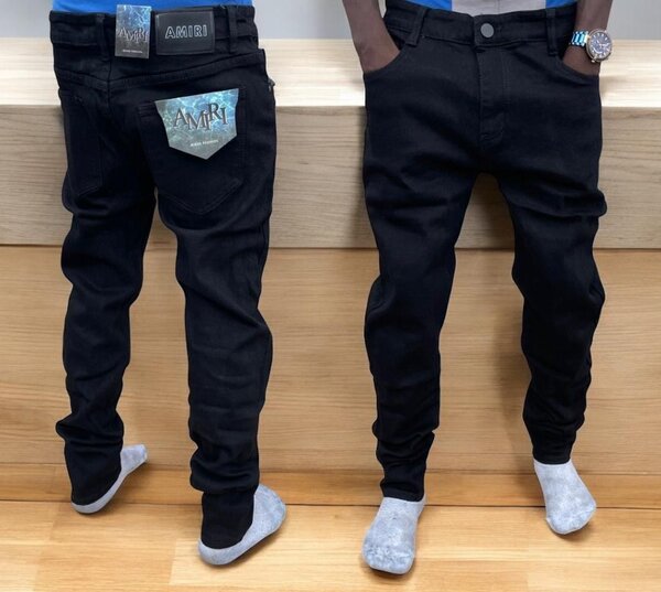 Jeans homme tendance ajustés