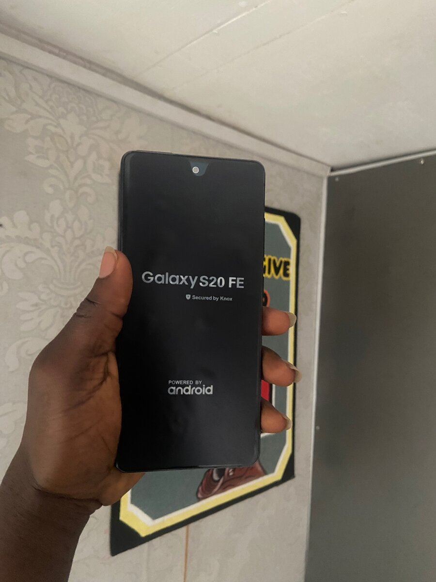Samsung 20FE