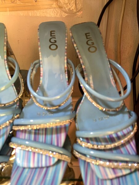 Ladies heel