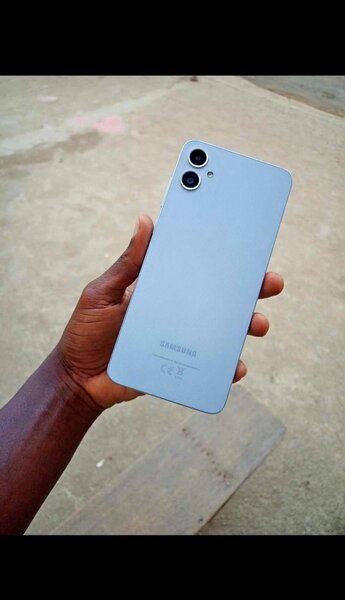 SAMSUNG A05