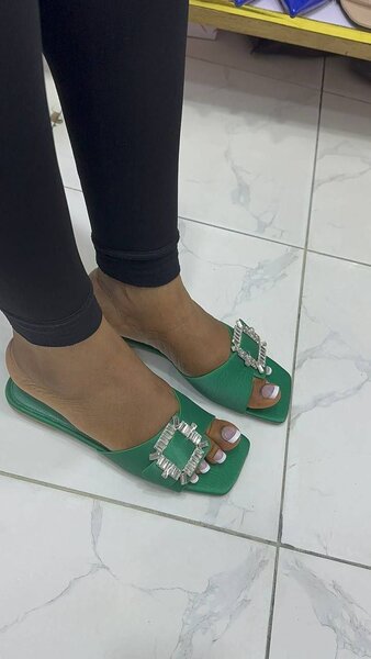 Trendy Slippers