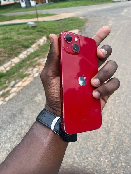 iPhone 13