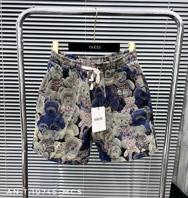 Short nika