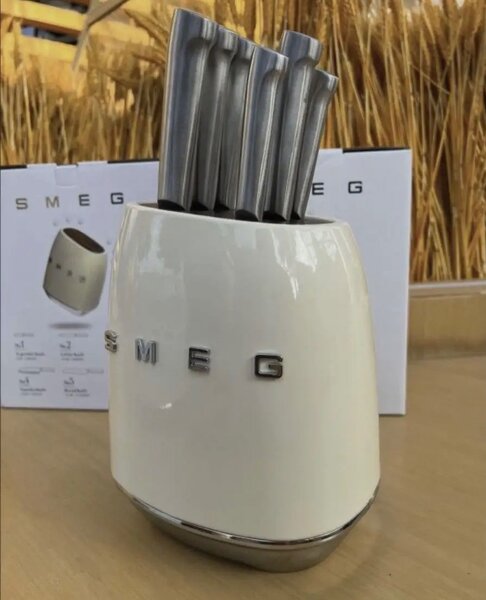 Набор кухонных ножей Smeg