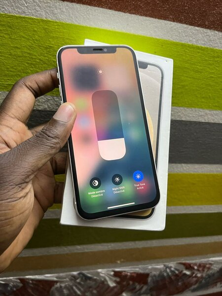 IPhone 12