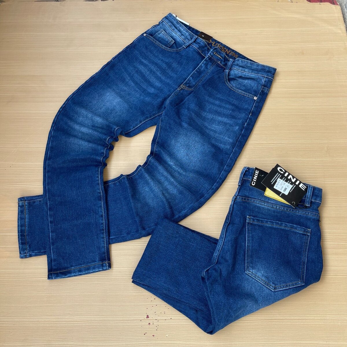 Plain jeans