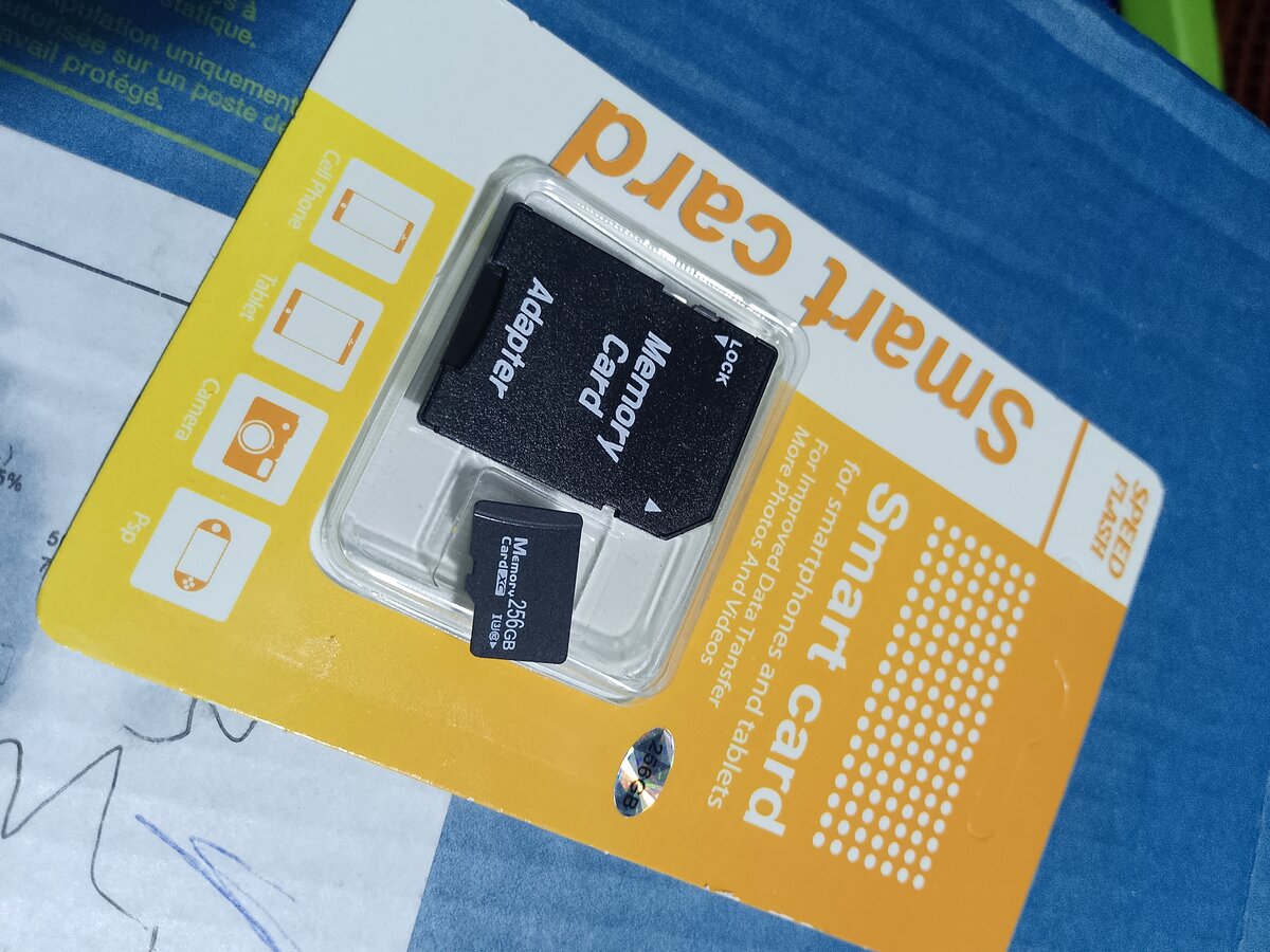 Carte mémoire 256GB avec adaptateur