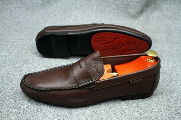 Mocassins en cuir élégants homme