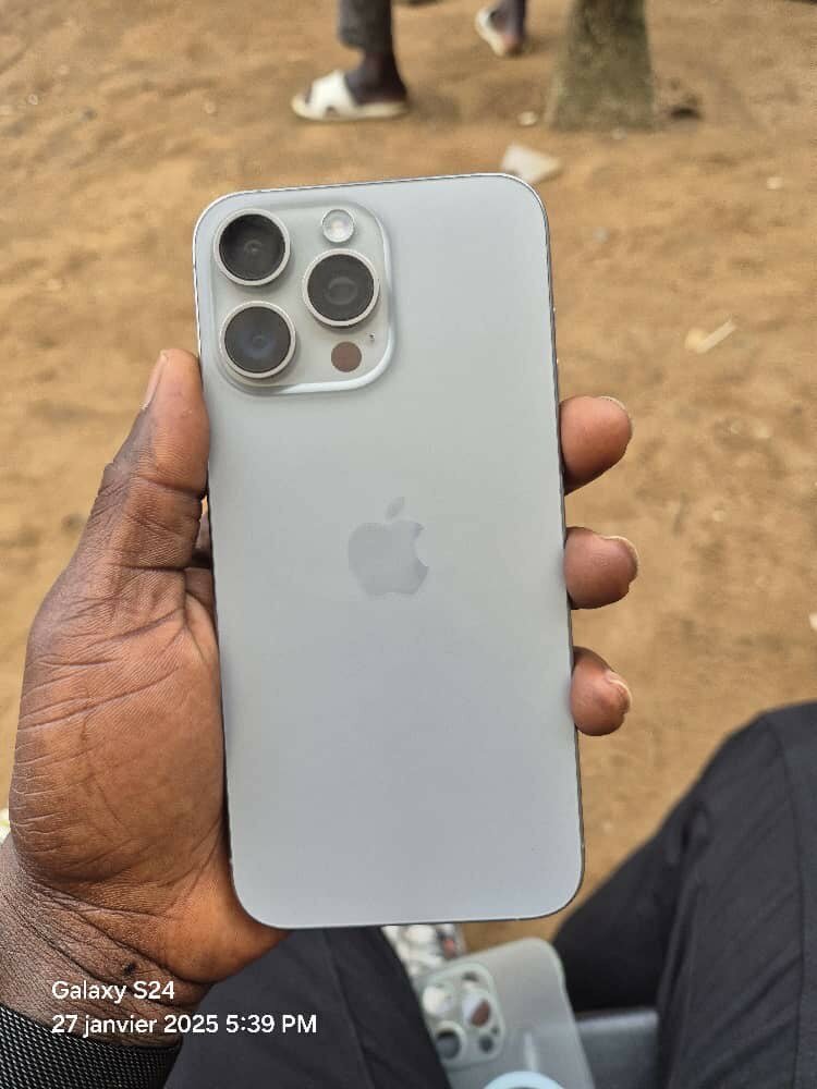 iPhone 15 pro max