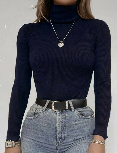 Pull Col Roulé Élégant