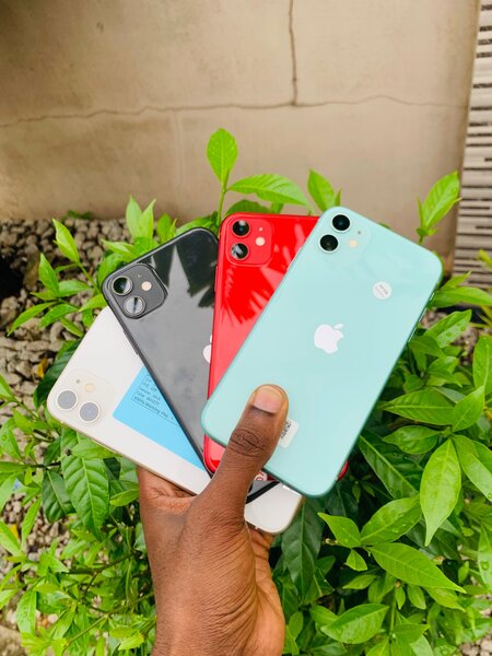 iPhone 11