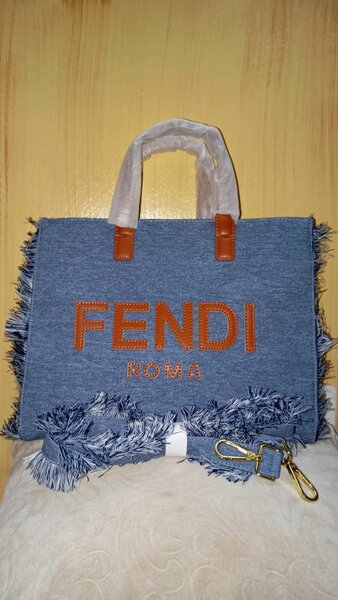 Sac à mains Fendy