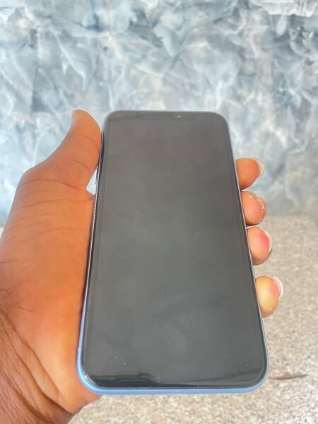 iPhone XR