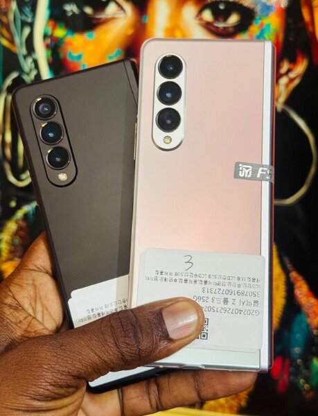 Samsung Z Fold 4
