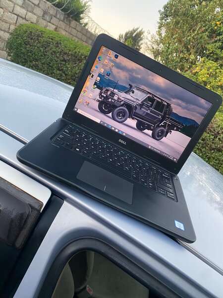 DELL LAPTOP