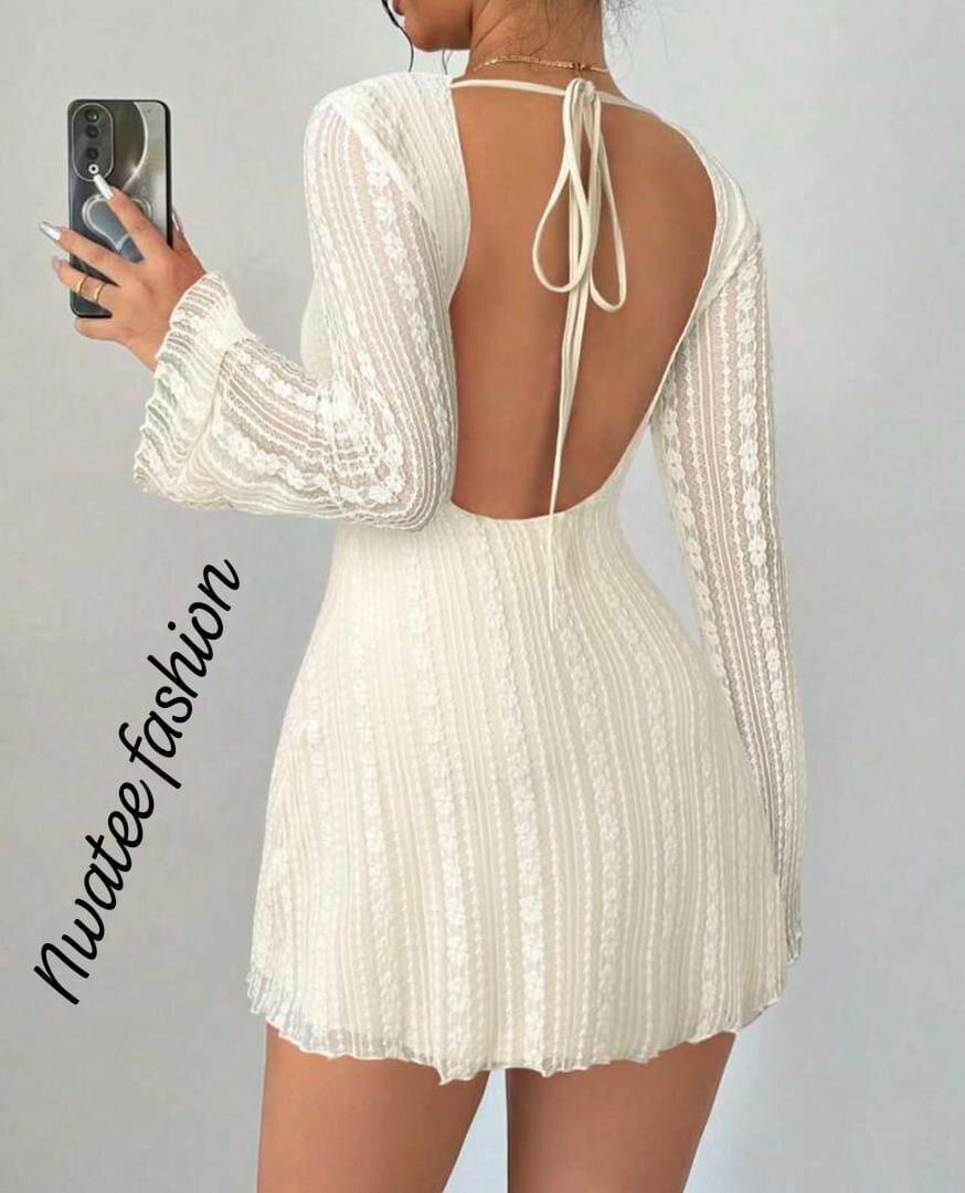 Robe Mini Évasée Dentelle