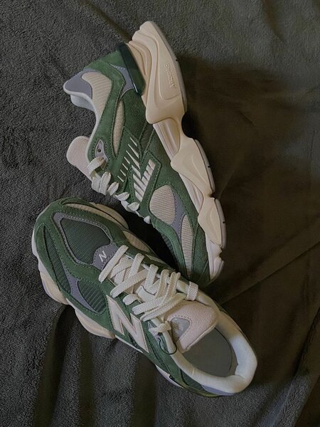 NEW BALANCE 9060