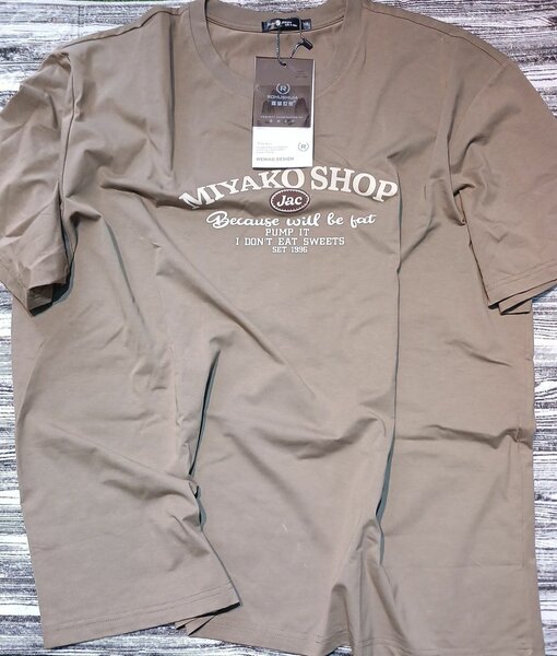 Big tees