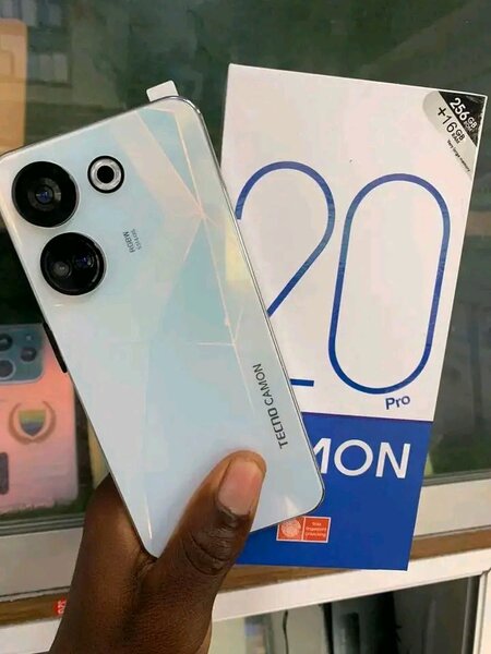 TECNO CAMON 20 PRO 256GB 16GB RAM PREMIÈRE COPIE CONFORME DU