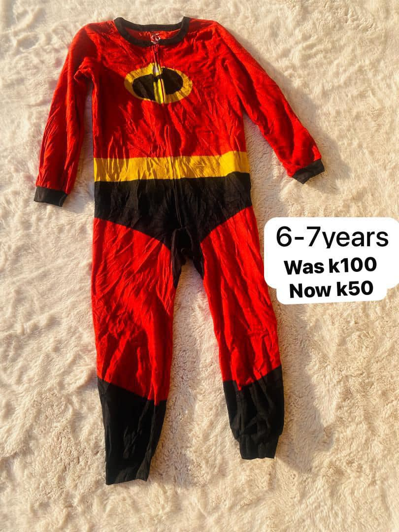 Romper rouge noir