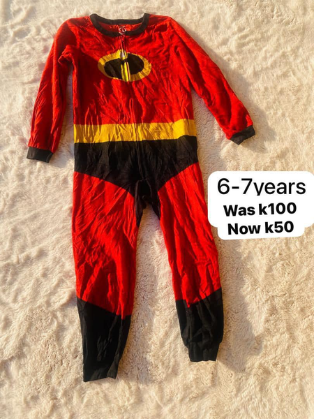 Romper rouge noir