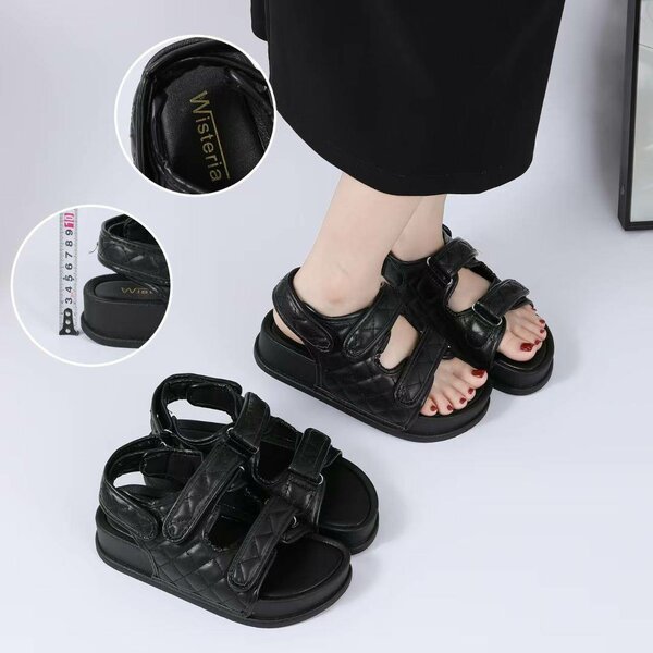 Sandales noires confortables
