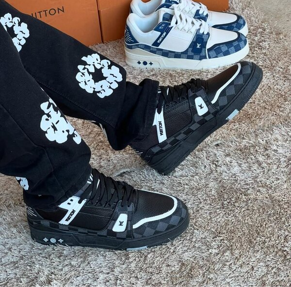Louis Vuitton Sneakers