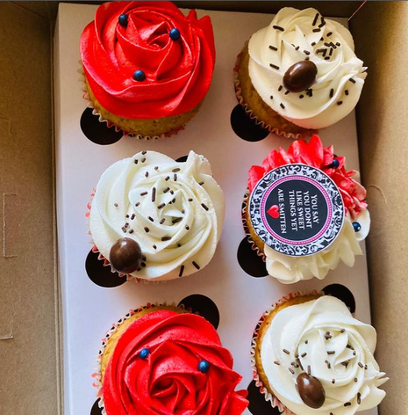 cup cakes six