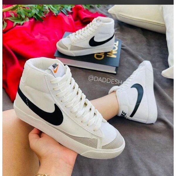 Nike adidas