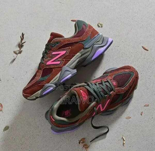 NEW BALANCE CLASSIC