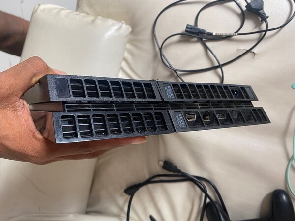 Play Station 4