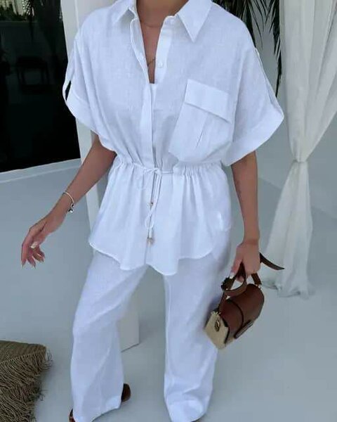 Two pieces suit