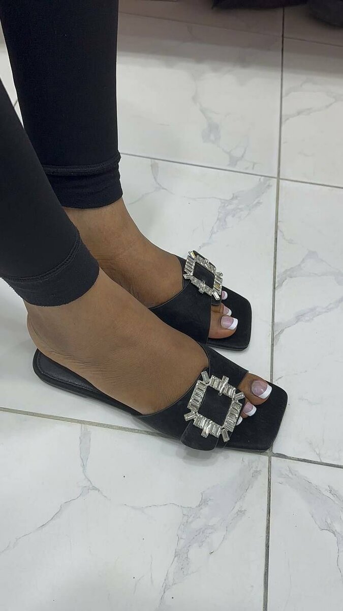 Trendy Slippers