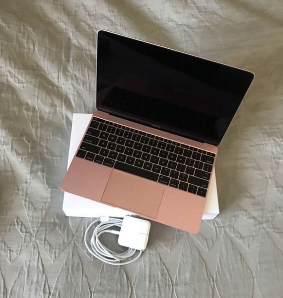 MacBook Air 13" Rose Gold