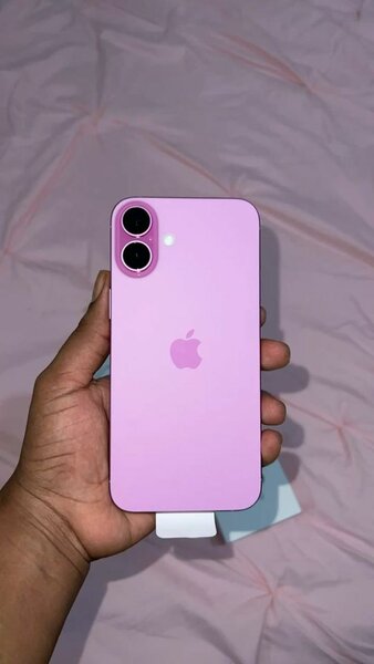 iPhone 16