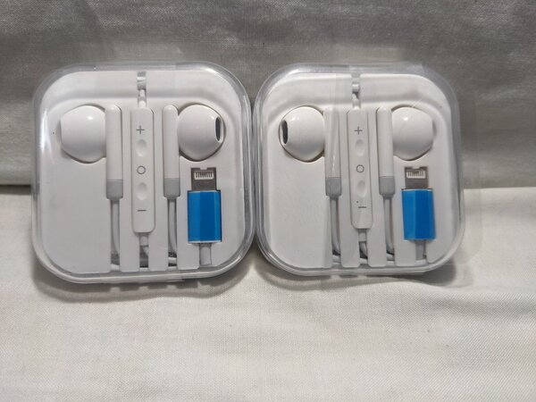Apple headsets lightning  Comf
