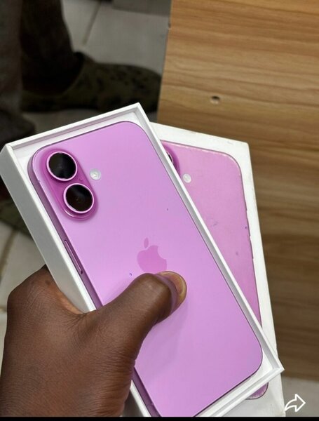 IPhone 16 simple