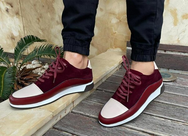 Baskets homme bordeaux élégantes