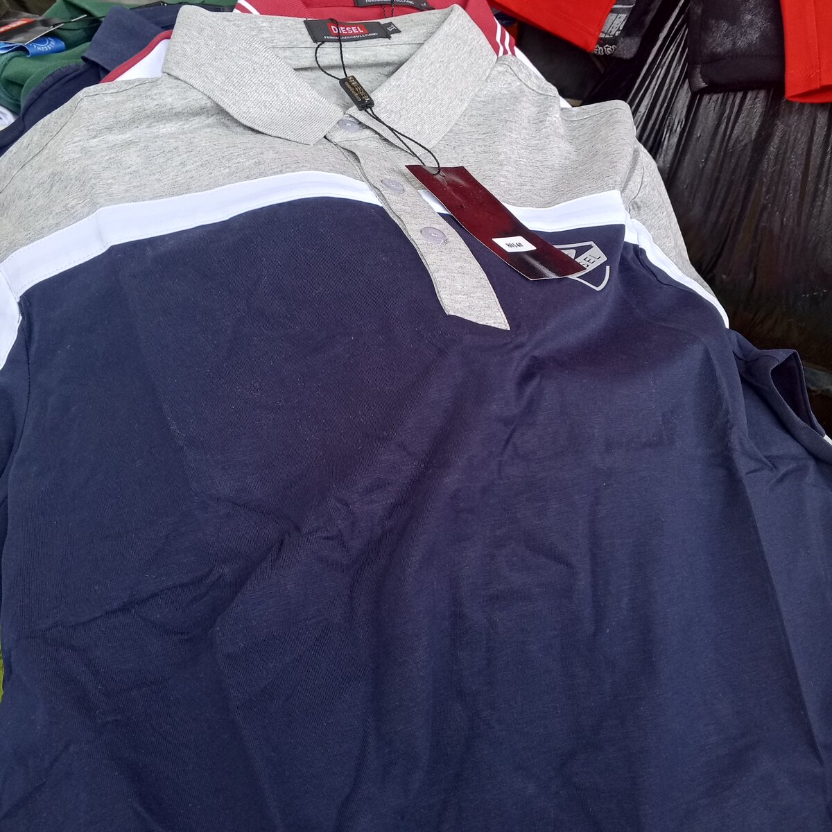 Polo élégant bicolore pour homme