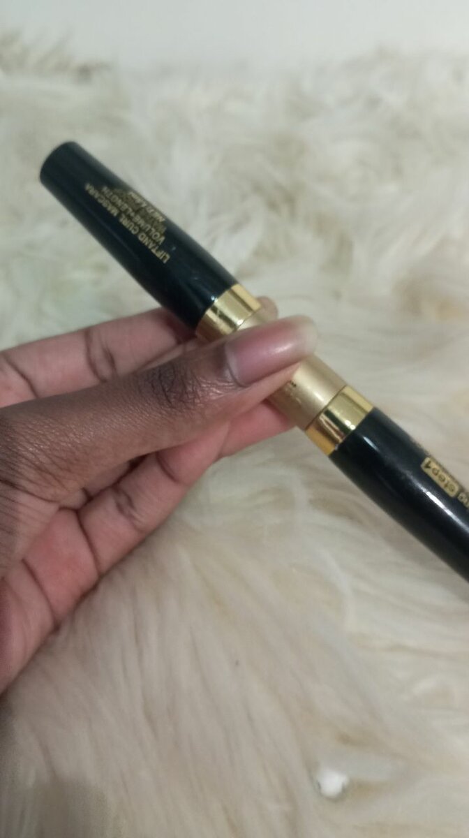 Mascara-eyeliner